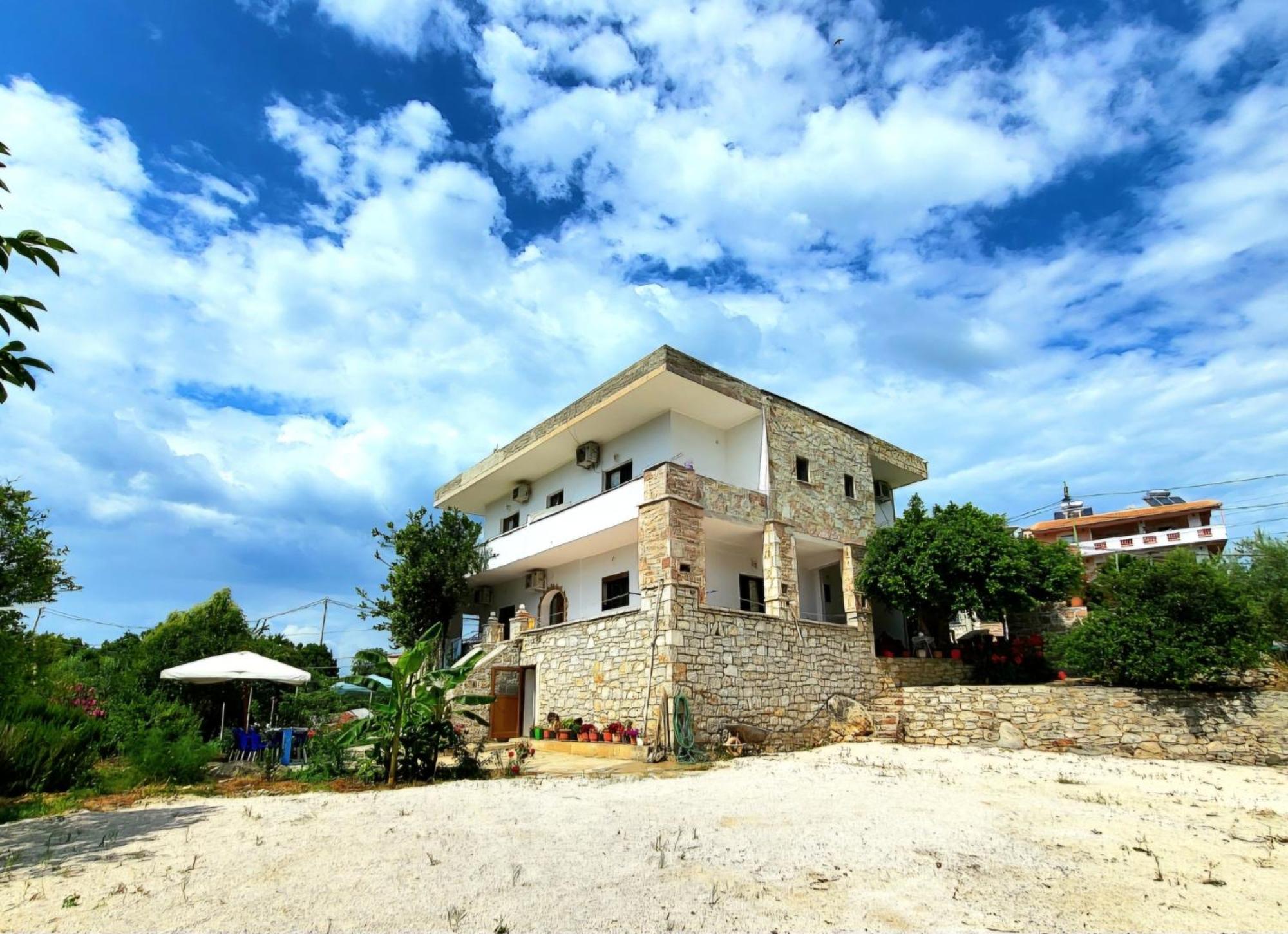 Handmade Stone Villa Ксамил Екстериор снимка